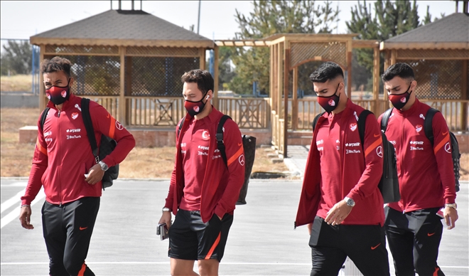 MİLLİ TAKIM BELGRAD´A GİTTİ (VİDEO)