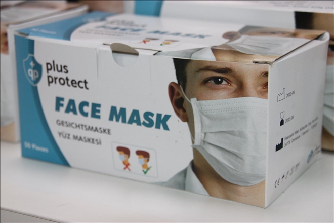 HAYIRSEVER SİVASLI MASKE BAĞIŞLADI