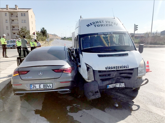 Sivassporlu Erdoğan Yeşilyurt trafik kazası geçirdi
