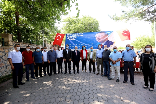 HER HİZMETTE AK PARTİNİN İMZASI VAR