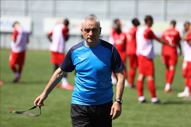 BENİM OYUNCULARIM BUNLAR DEĞİL!