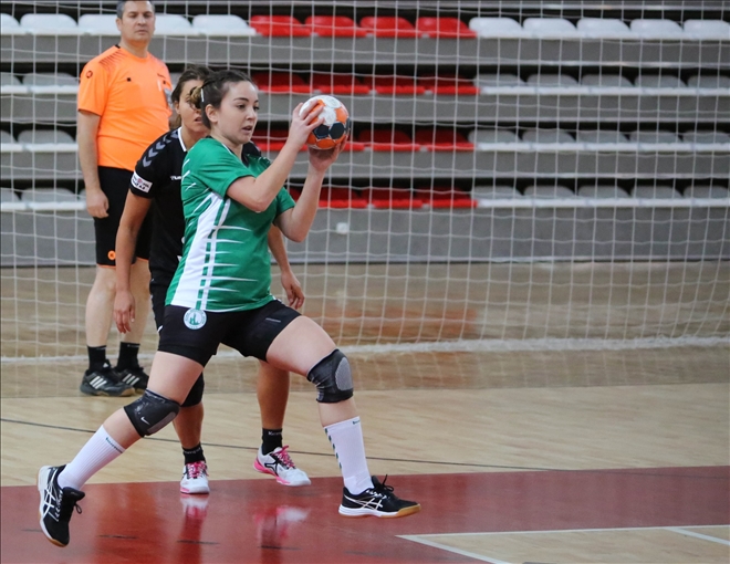 MAÇIN YILDIZLARI NAZLI VE TUĞÇE