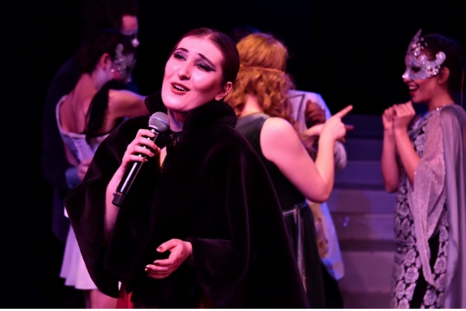 SDT, PERDELERİNİ AÇMAYA DEVAM EDİYOR