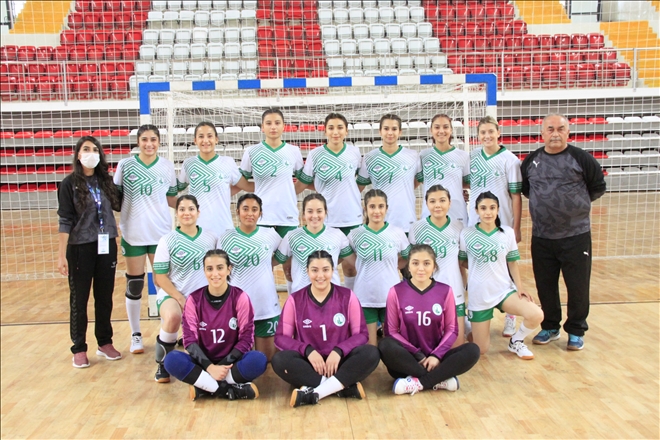 YİĞİDO KIZLAR YENİLDİ