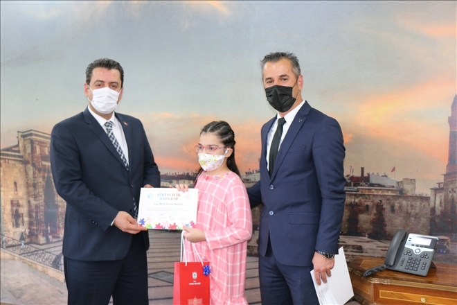 SAVAŞÇI´DAN DERECEYE GİREN ÖĞRENCİLERE BELGE