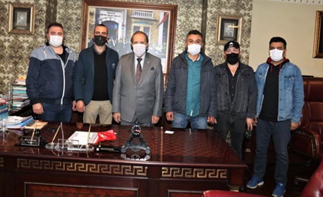 SERVİSÇİLER SIKINTILARINI DİLE GETİRDİ