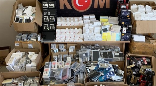 GÜMRÜK KAÇAĞI TELEFON ELE GEÇİRİLDİ