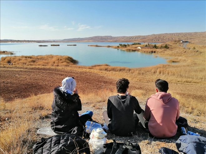 DOĞAL GÜZELLİKLERİ YAKINDAN TANIDILAR