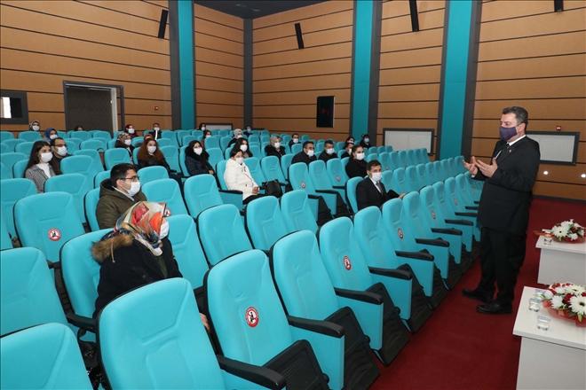 ÜLKEMİZİN GELECEĞİNE REHBERLİK EDİYORSUNUZ