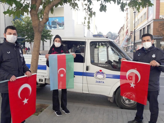 SİVAS, KARDEŞ BAYRAKLARLA DONATILDI