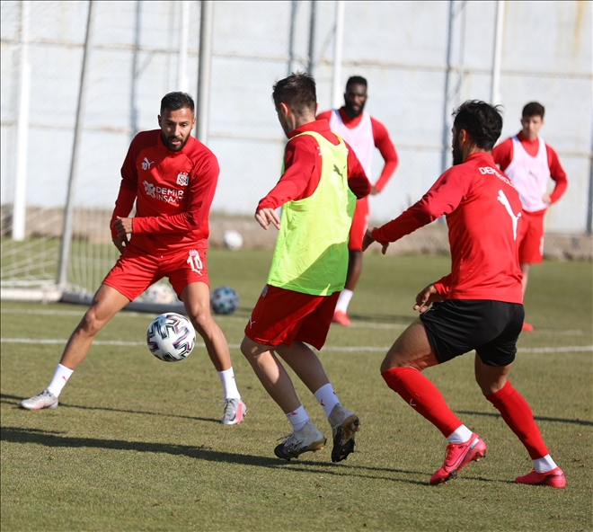 HEDEF KARAGÜMRÜK (VİDEO)