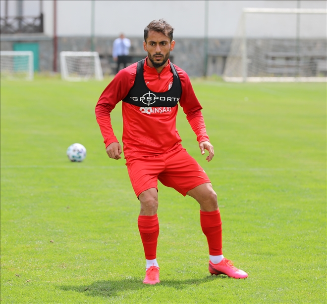 SİVASSPOR´DA OFSAYT TEPKİSİ:  BU VAR NİYE VAR