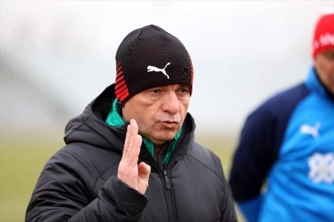 RIZA ÇALIMBAY KORONAVİRÜSE YAKALANDI