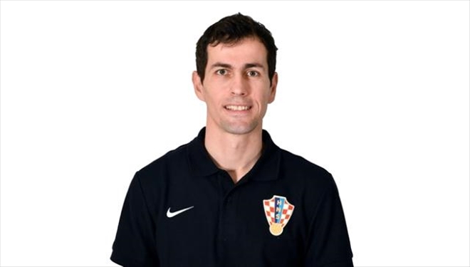 HIRVAT HAKEM STRUKAN DÜDÜK ÇALACAK