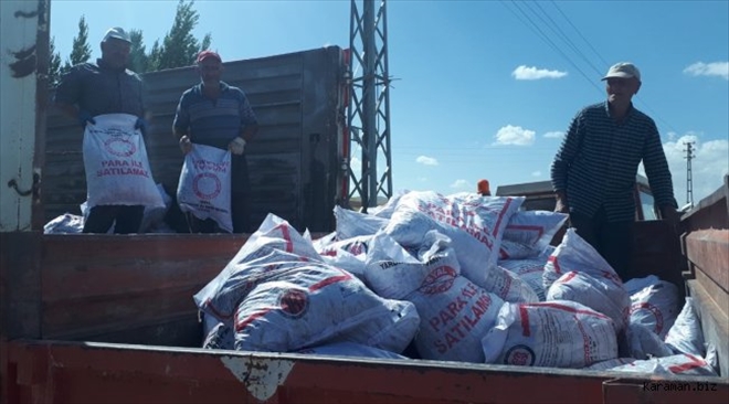 ULAŞ´TA İHTİYAÇ SAHİPLERİNE KÖMÜR YARDIMI