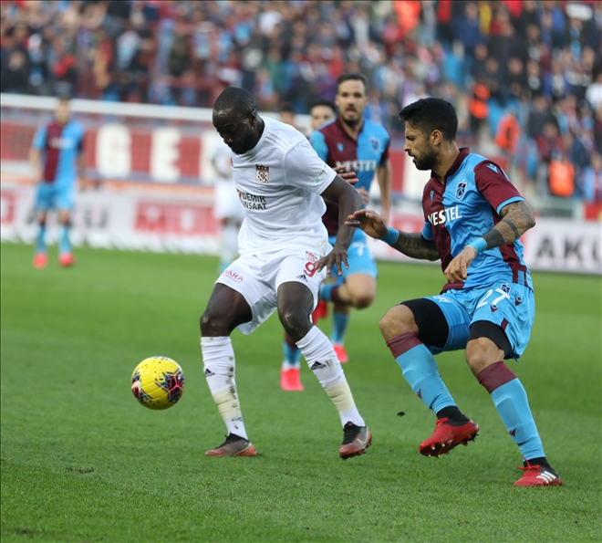 YİĞİDOLAR  MORAL ARIYOR