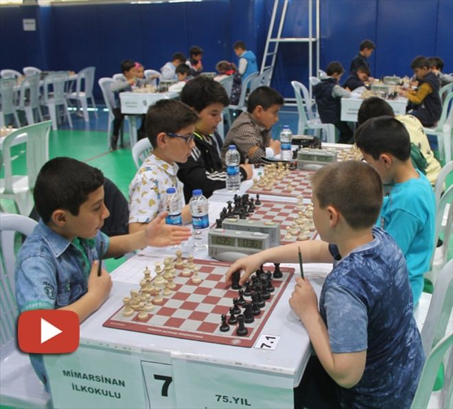 SATRANÇTA ALTIN JENERASYON