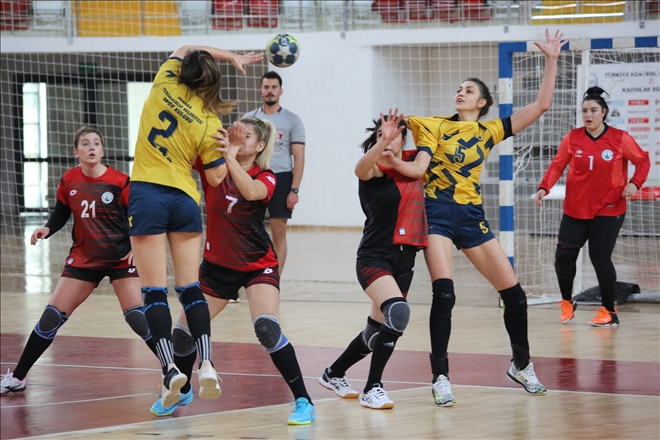 HENTBOLDA YİNE MAĞLUBİYET