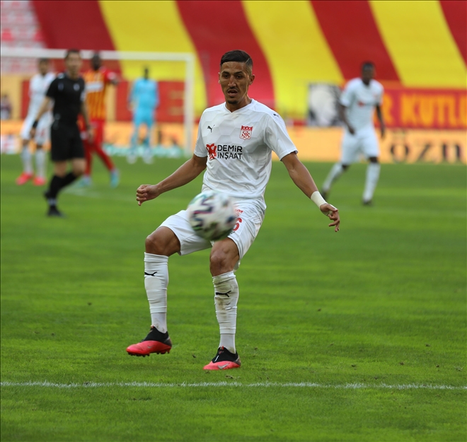 GOL SAYISINI 2´YE YÜKSELTTİ