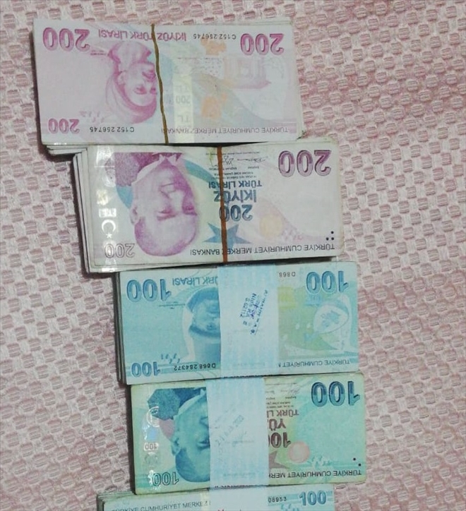 ARABA SATMA BAHANESİYLE DOLANDIRICILIK