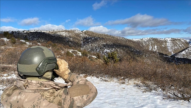 KOMANDOLAR TERÖRİST AVINDA (VİDEO)