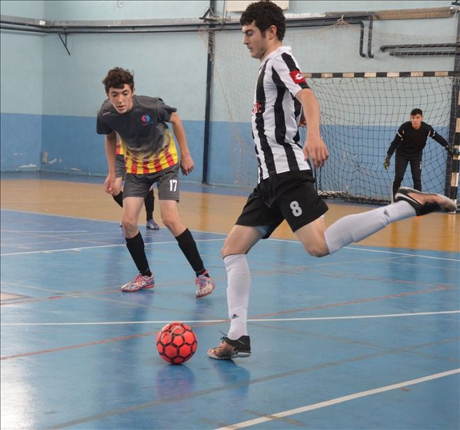 SPOR LİSESİ´NDE ÇAPRAZ HAZIRLIKLARI