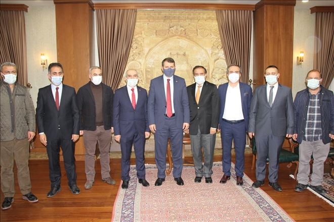 VALİ AYHAN: "İNŞALLAH GÜZEL İŞLERE İMZA ATARSINIZ"