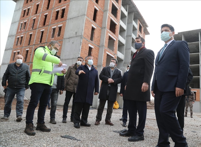 YATIRIMLARI YERİNDE İNCELEDİLER