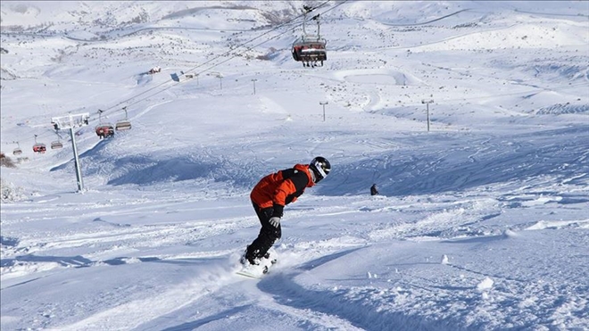 YILDIZ´DA YARIYIL TATİLİ YOĞUNLUĞU  (VİDEO)