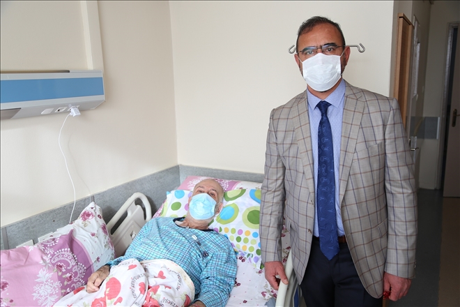 SCÜ´DE BİR BAŞARILI AMELİYAT DAHA (VİDEO)