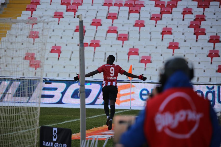 YATABARE LİGDE 5.KEZ AĞLARI SARSTI