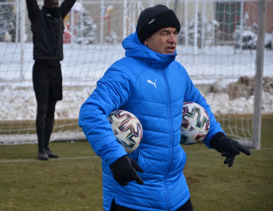 RİZE MAÇINI DÜŞÜNÜYOR (VİDEO)