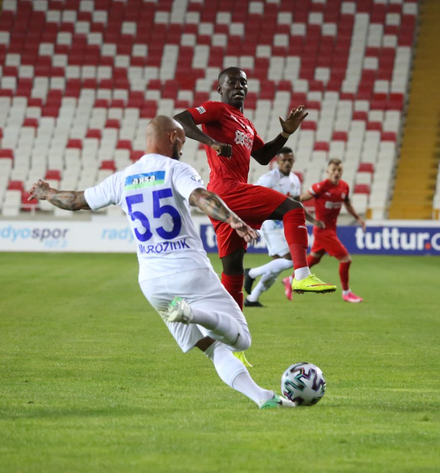 RİZE’DE  ZORLU MAÇ