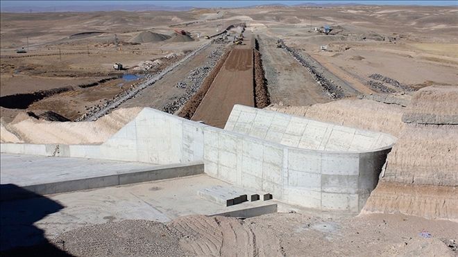 KOCAKURT BARAJI 28 BİN DEKAR ARAZİYİ SUYLA BULUŞTURACAK