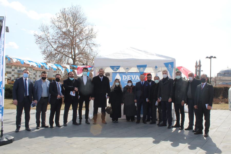 DEVA, 1. YAŞINI KUTLUYOR