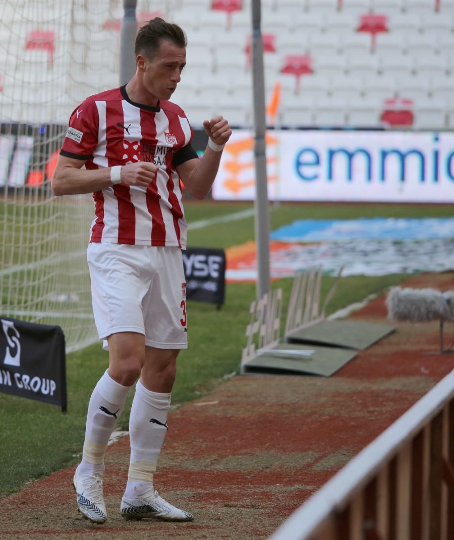 6.GOLÜNÜ KARAGÜMRÜK'E ATTI