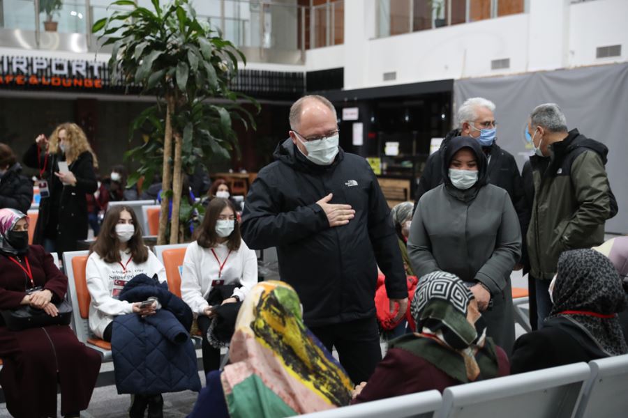 ŞEHİT AİLELERİ VE GAZİLERİ ÇANAKKALE’DE