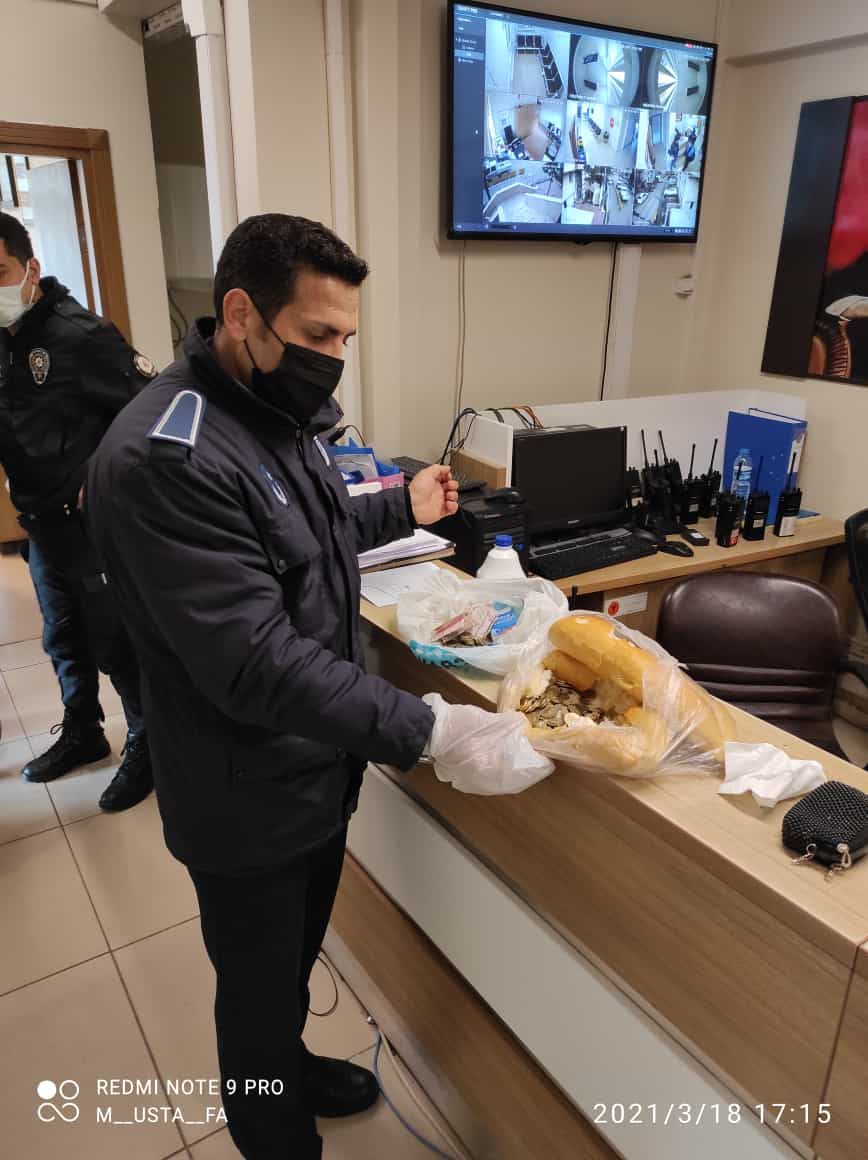 EKMEK ARASI BOZUK PARA (VİDEO)