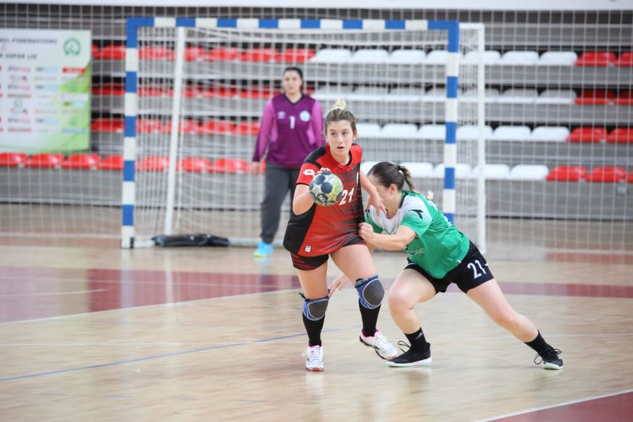 KIRAN KIRANA MAÇTA KAZANAN GÖRELE