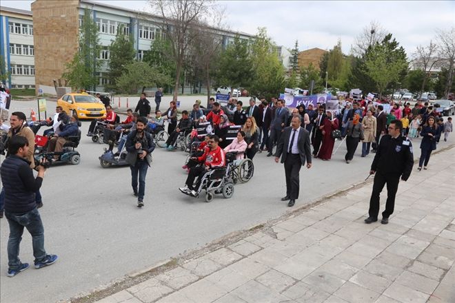 ENGELLİLER İÇİN YÜRÜYÜŞ