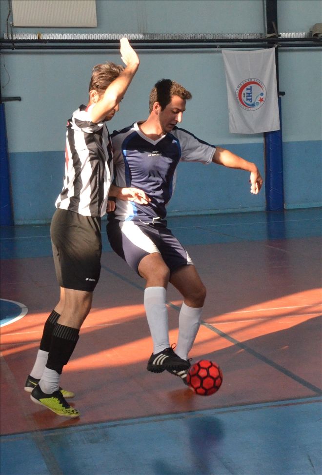 ERKEKLER GARANTİ KIZLAR BUGÜN