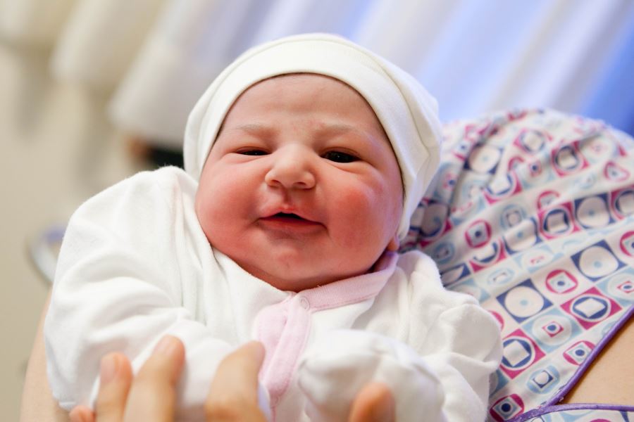 DOĞUM YAŞI YÜKSELDİ