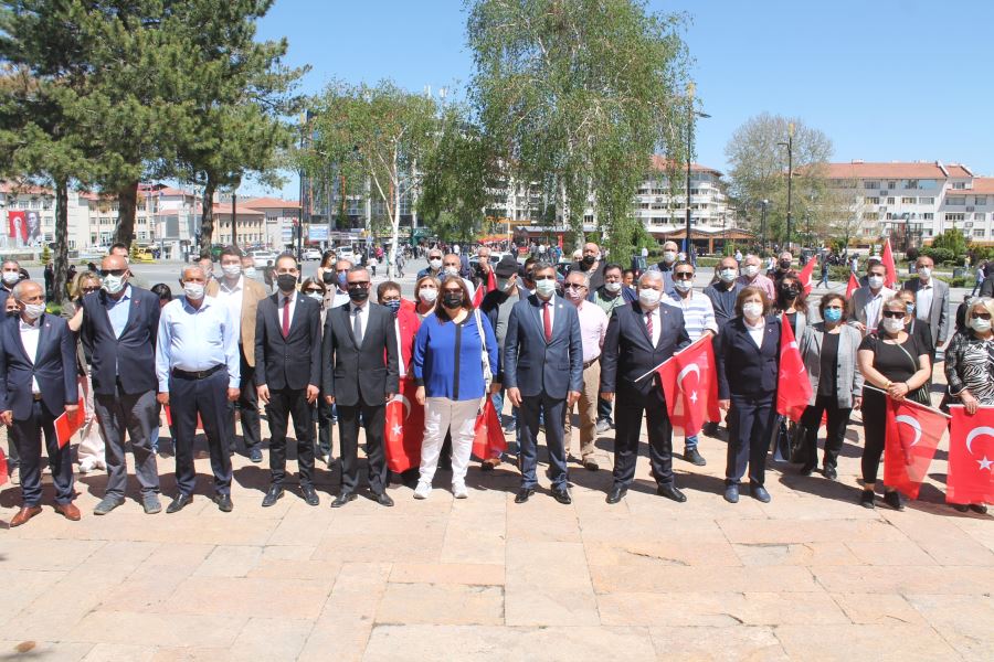 SAYGI VE ÖZLEMLE ANIYORUZ