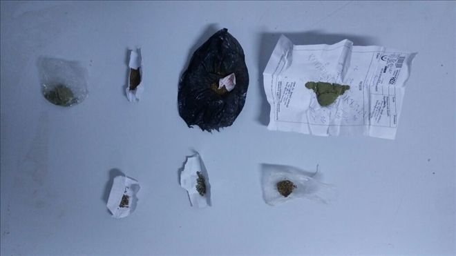 MONTUNA GİZLEDİĞİ EROİNLE YAKALANDI