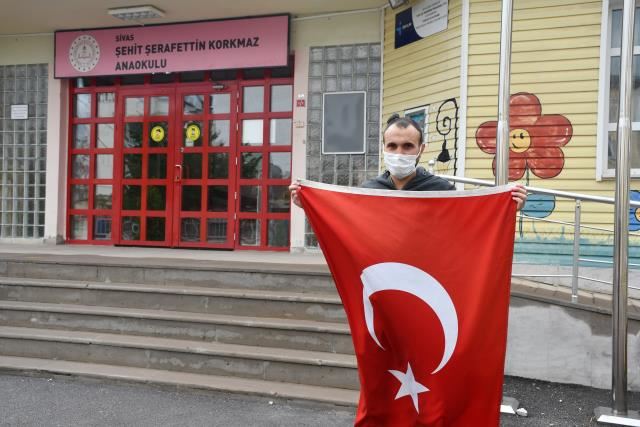 BAYRAK HASSASİYETİ