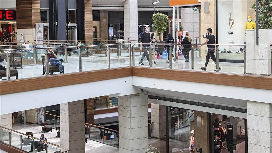 AVM'LERDE KALMA SÜRESİ AZALDI