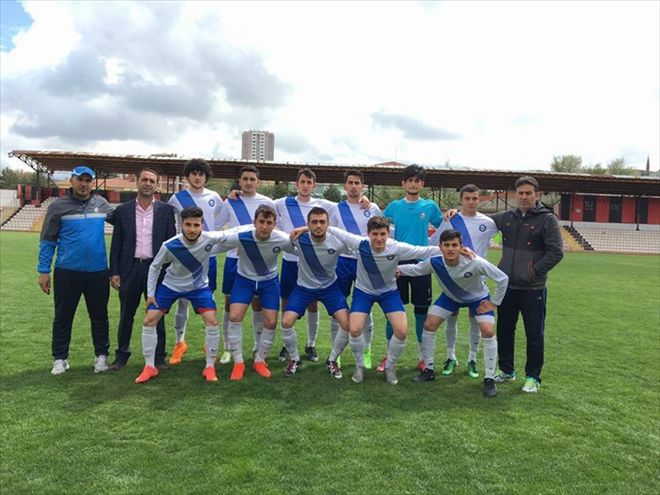 FUTBOL YARI FİNALLER TOKAT