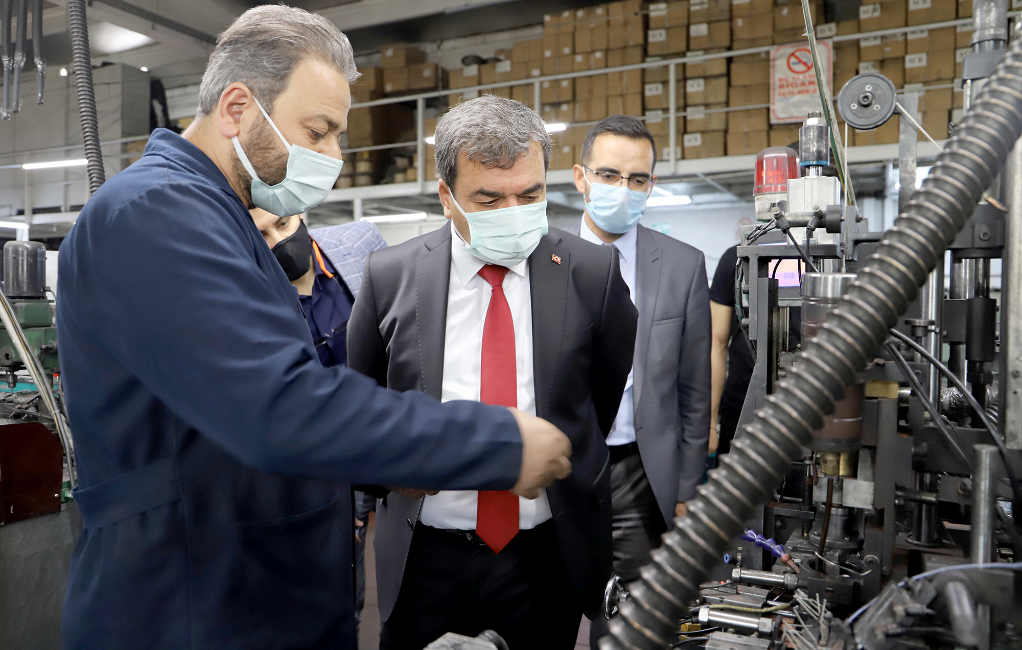 ÜNİVERSİTE SANAYİ İŞBİRLİĞİNE ÖNEM VERİYORUZ