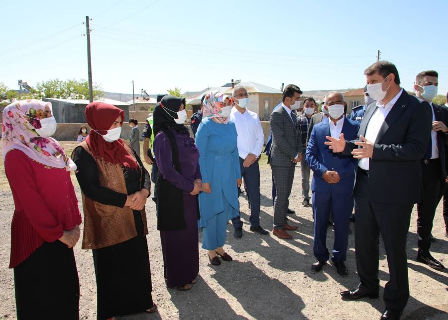 VALİ AYHAN, KANGAL’DAKİ YATIRIMLARI İNCELEDİ