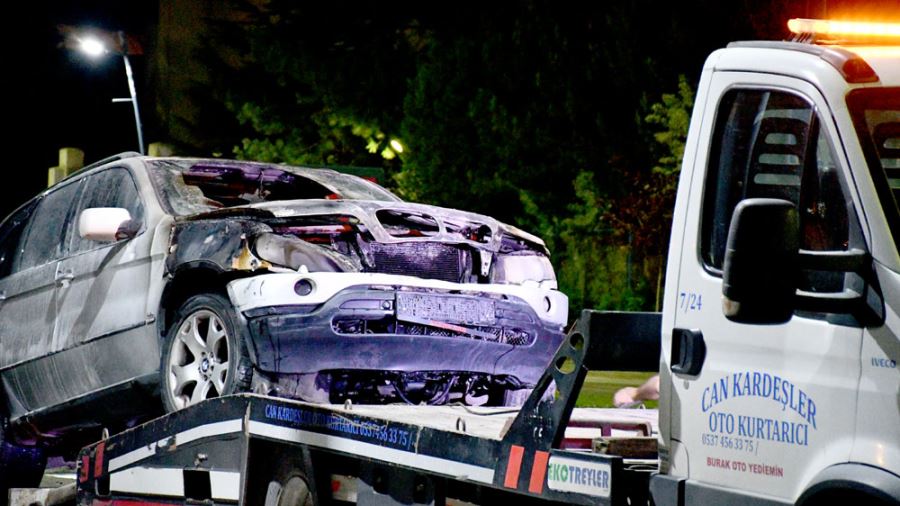 SEYİR HALİNDEKİ CİP ALEV ALDI --VİDEOLU--